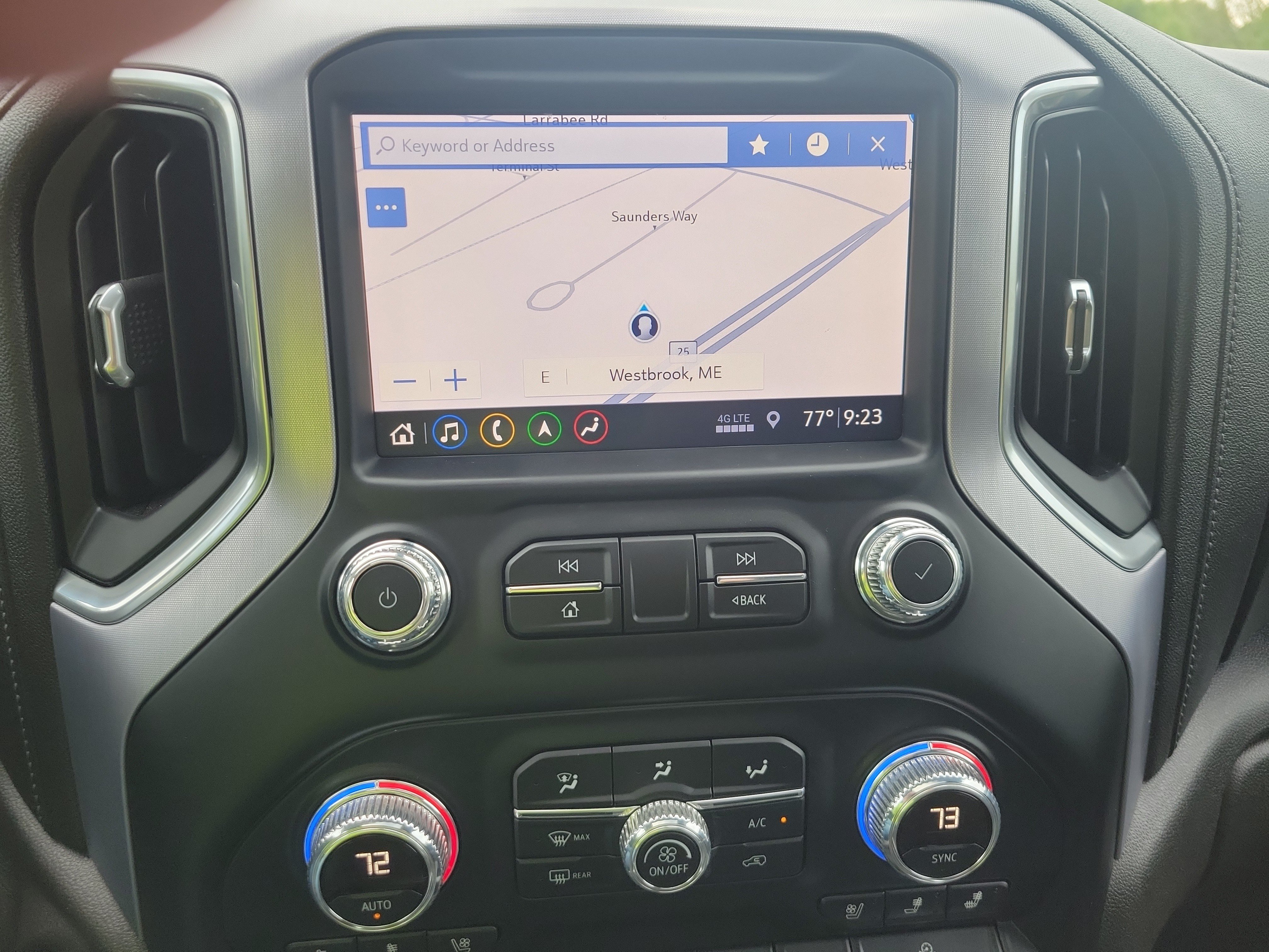 Used 2019 GMC Sierra 1500 SLT w/ SLT Premium Plus Package AWD/4WD image 27
