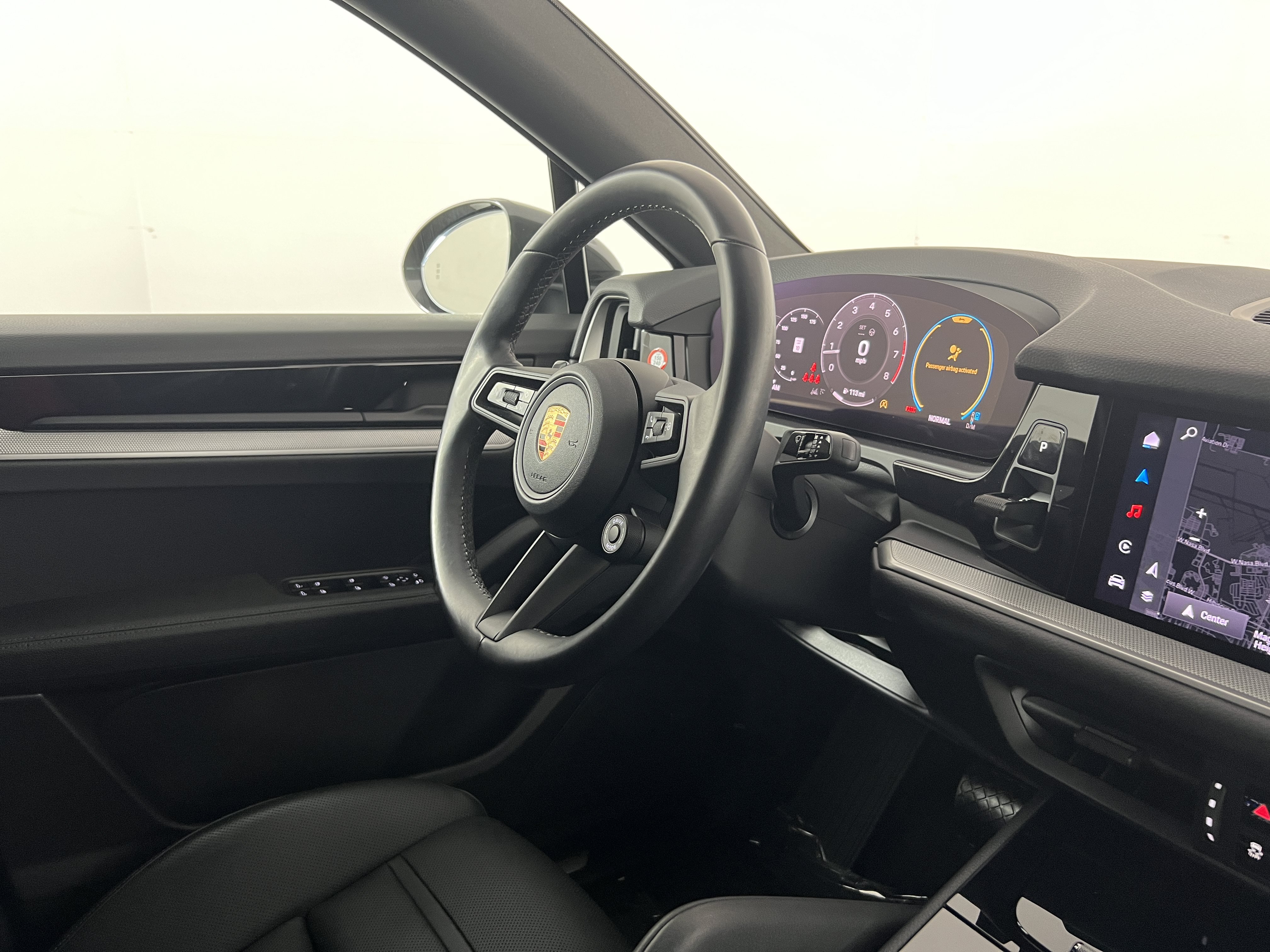 Certified 2024 Porsche Cayenne Coupe AWD/4WD image 12