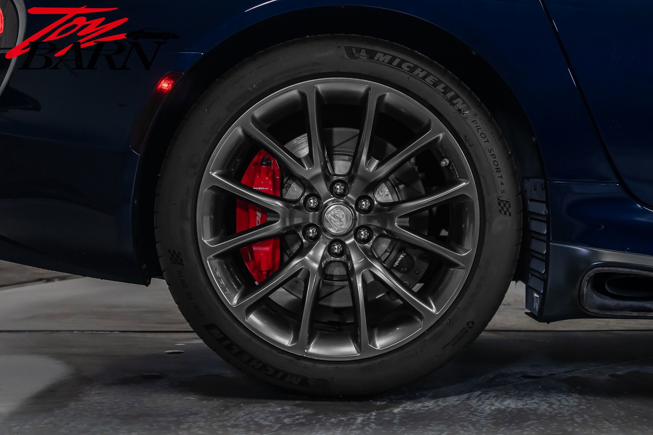 Used 2017 Dodge Viper GTC w/ GTS Interior Package image 16