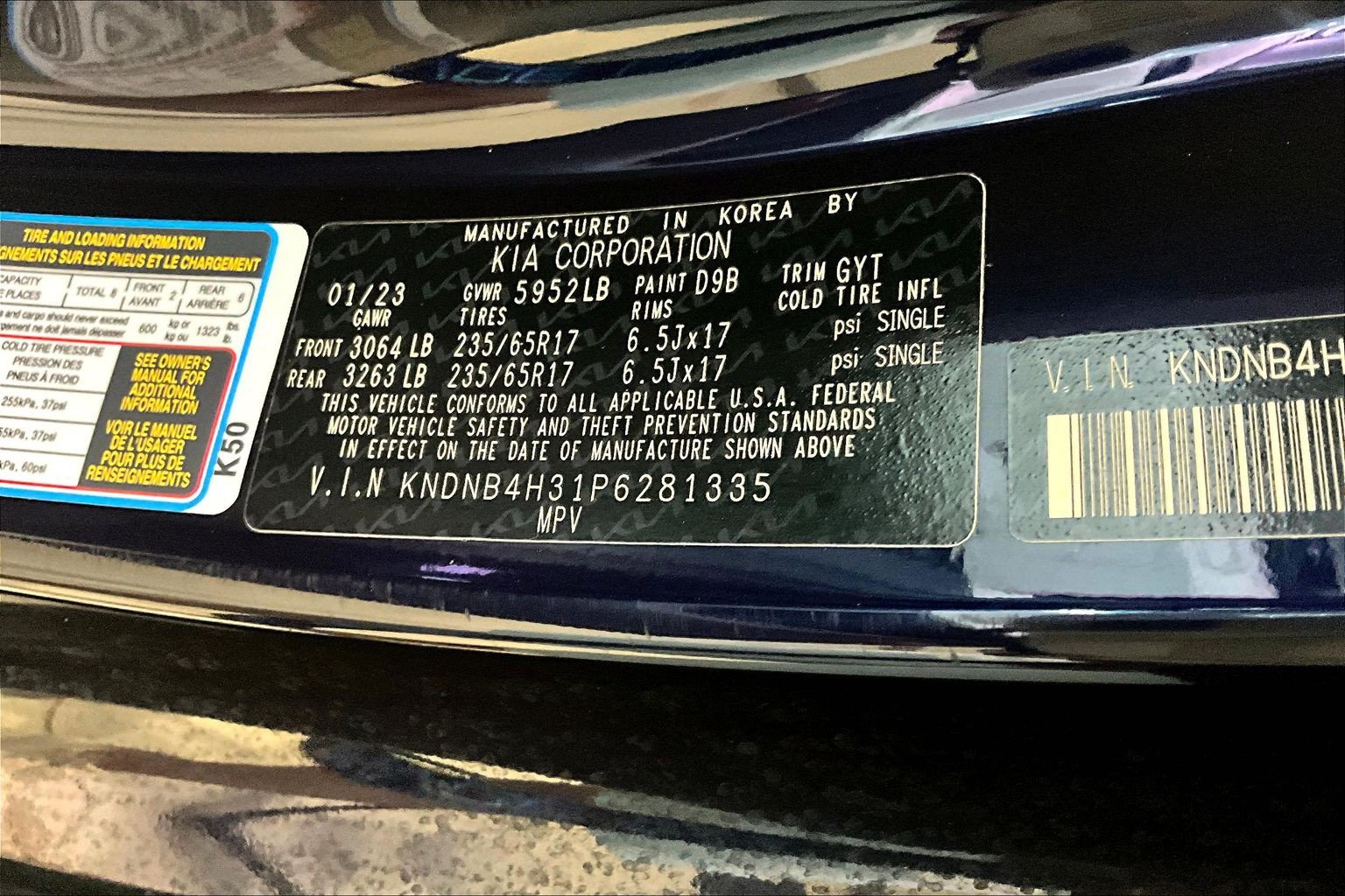 Used 2023 Kia Carnival LX FWD image 20