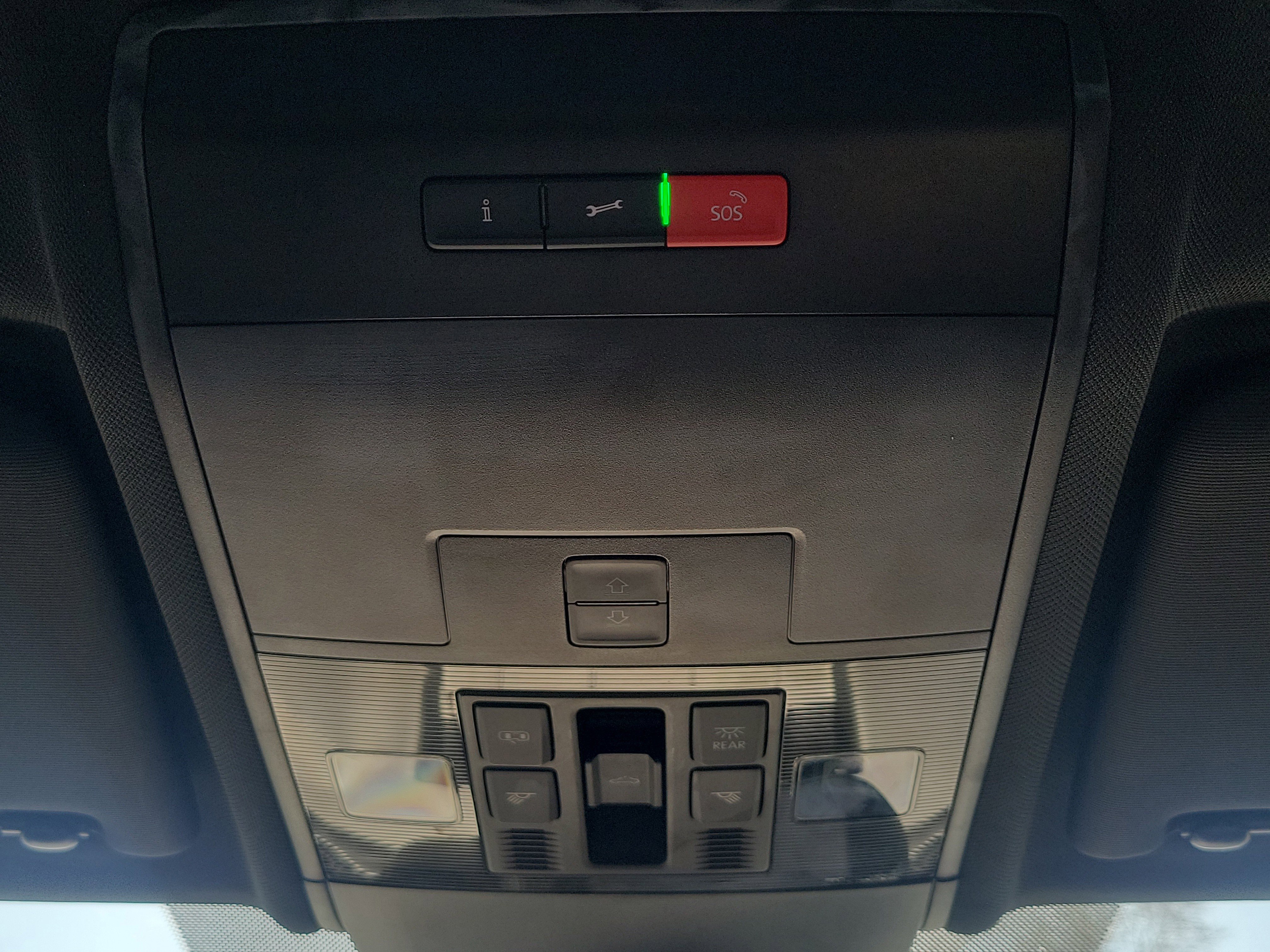 Used 2023 Volkswagen Atlas Cross Sport SEL R-Line image 36