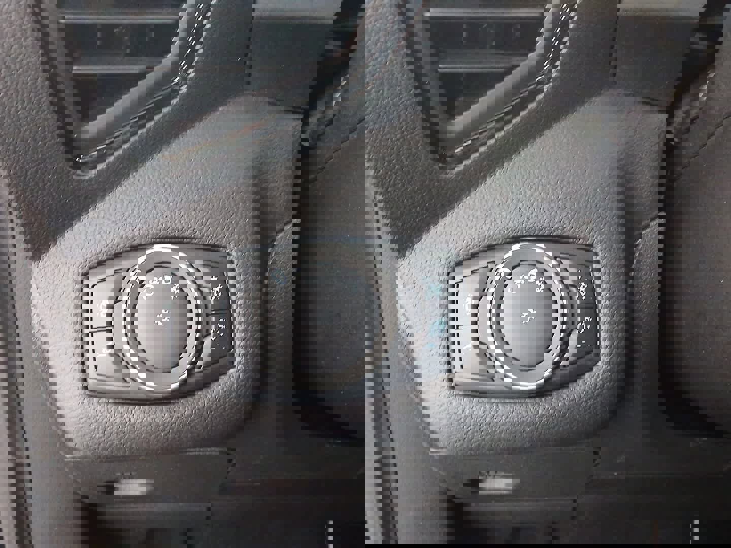 Used 2019 Ford Escape Titanium w/ U9j03 - Titanium Tow Package image 14