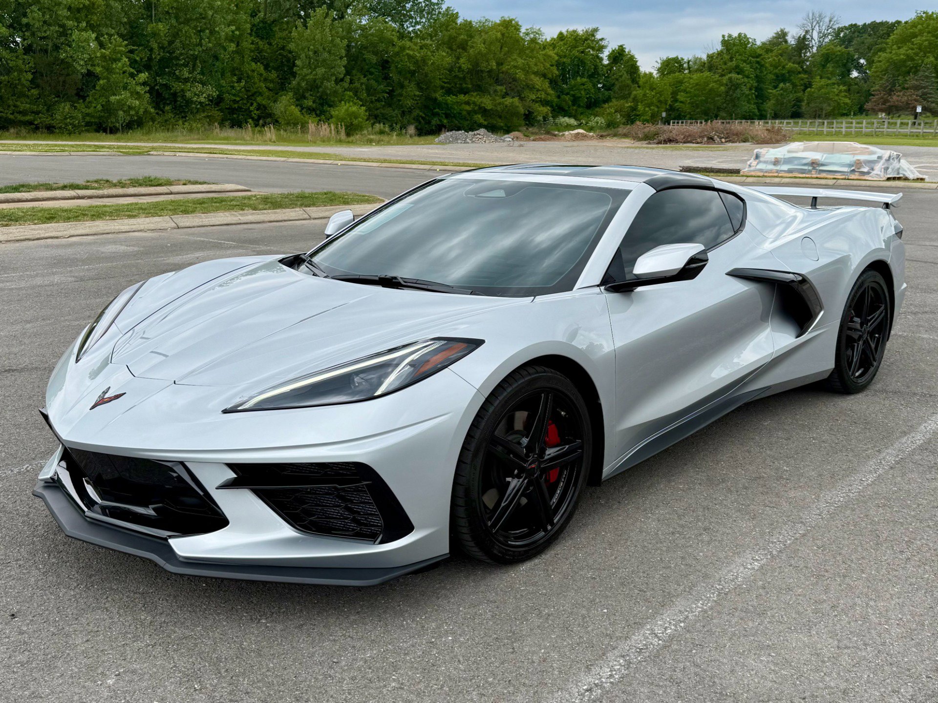 Used 2026 Chevrolet Corvette Stingray Preferred Cpe w/ Z51 Performance Package RWD image 2