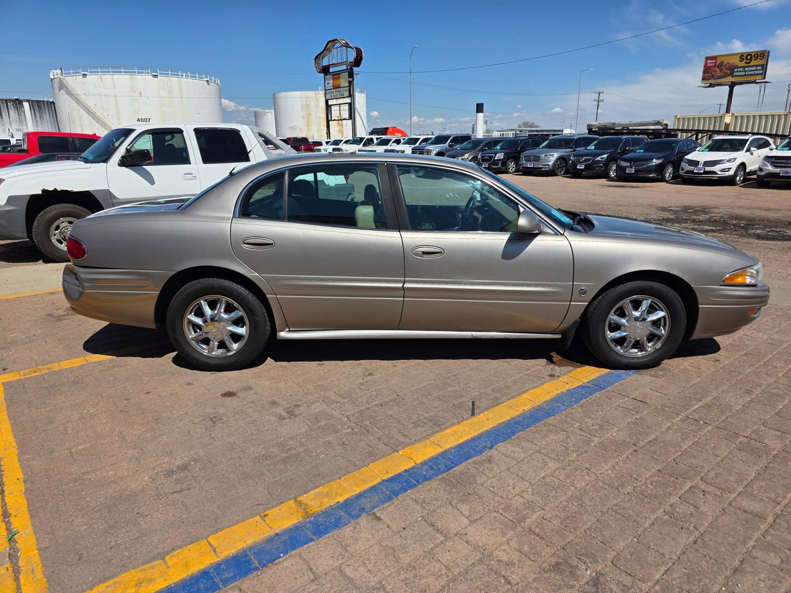 Used 2004 Buick Le Sabre Limited w/ Celebration Edition Package FWD image 4