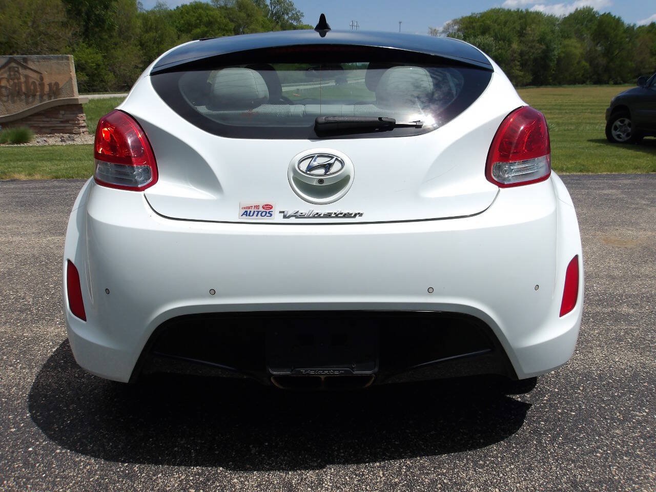 Used 2013 Hyundai Veloster w/ Tech Pkg FWD image 37