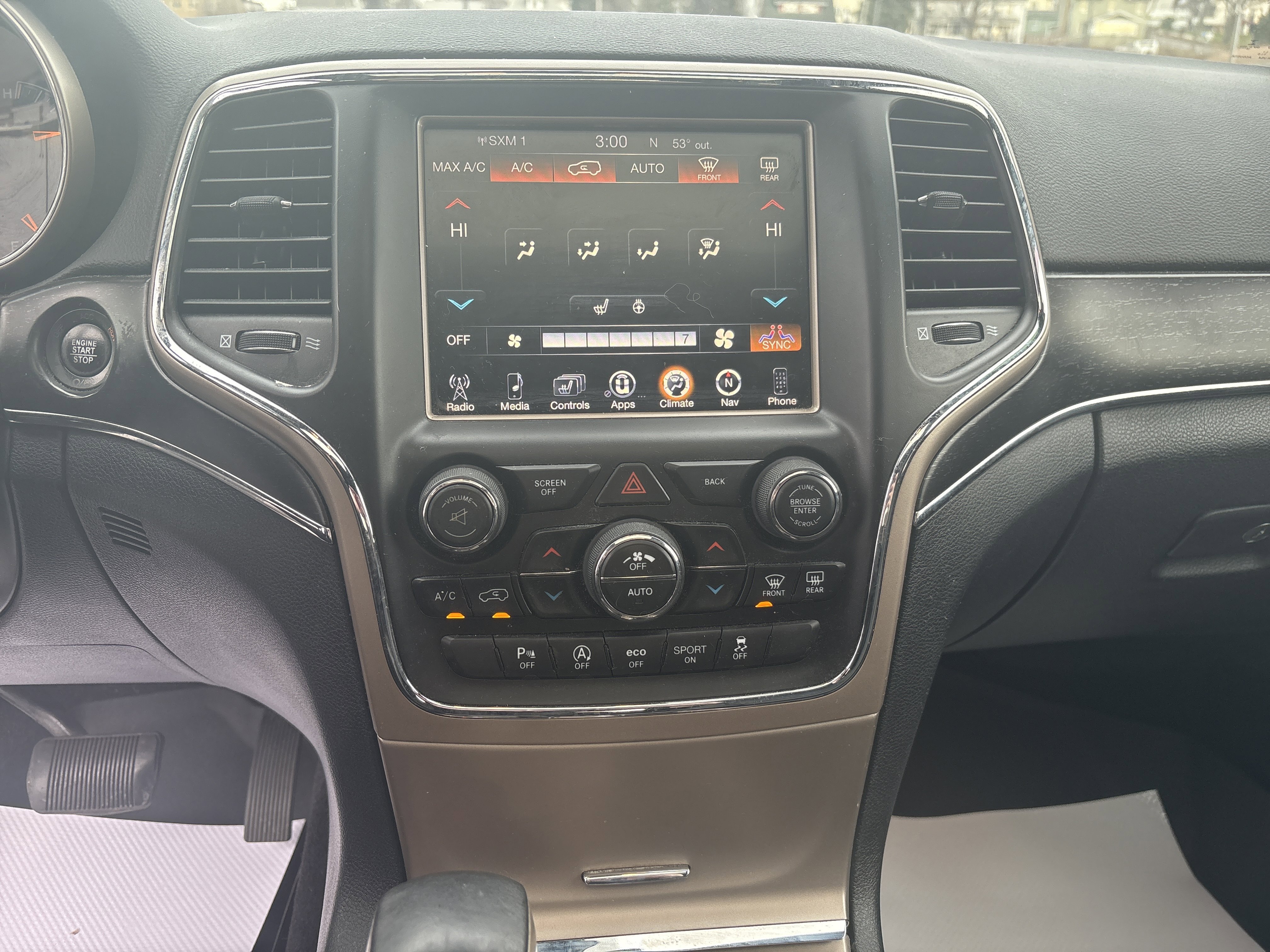 Used 2016 Jeep Grand Cherokee Limited image 25