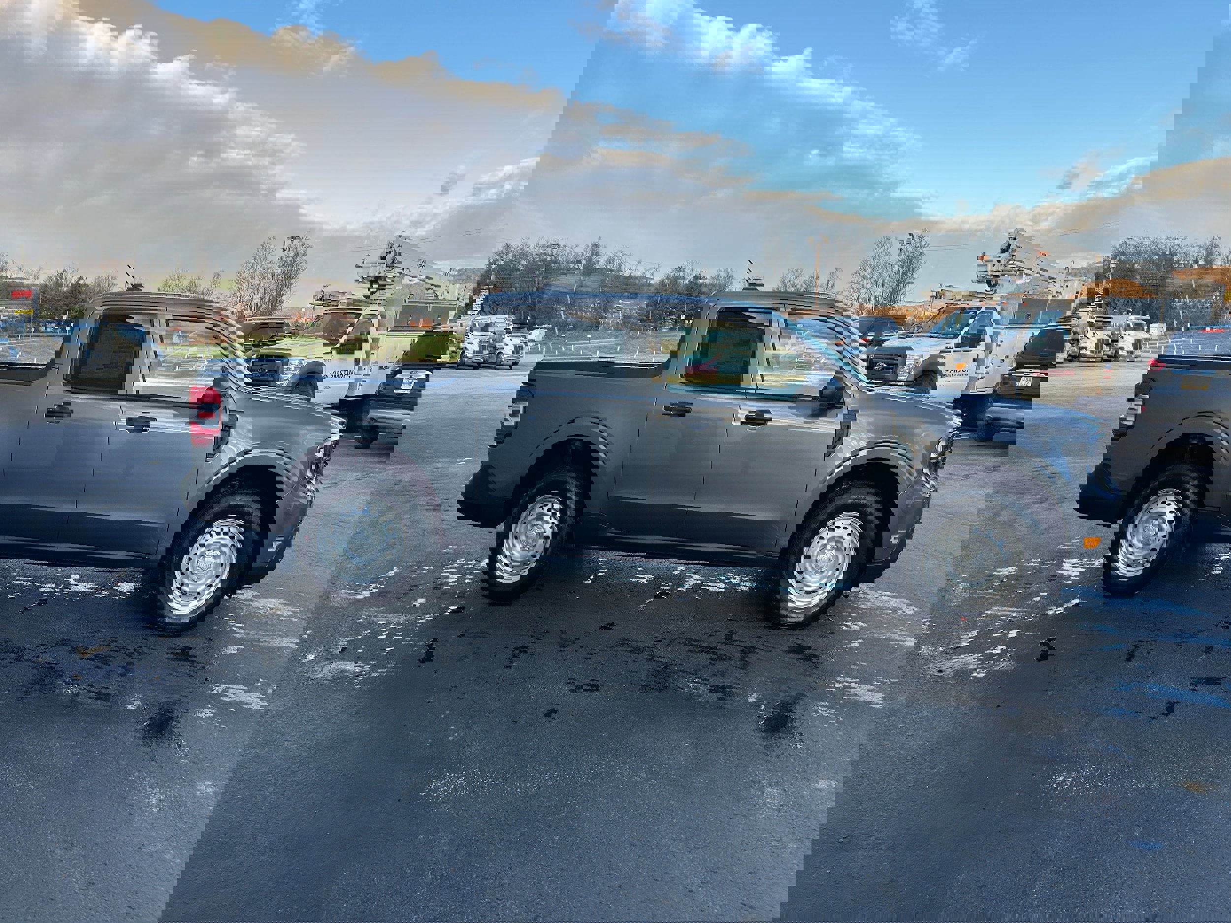 New 2025 Ford Maverick XL w/ Equipment Group 101A image 9