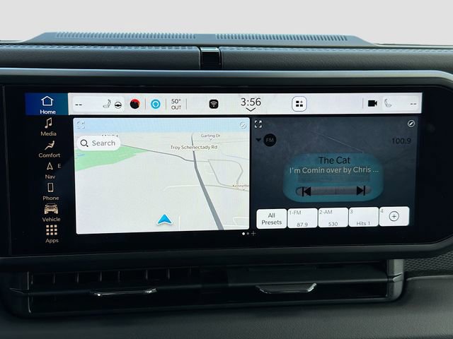 Used 2024 Jeep Wrangler Unlimited Rubicon 4xe w/ Technology Group image 14