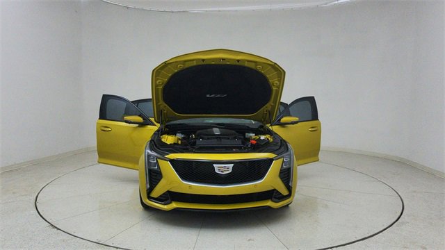 Used 2025 Cadillac CT5 V w/ Technology Package image 71