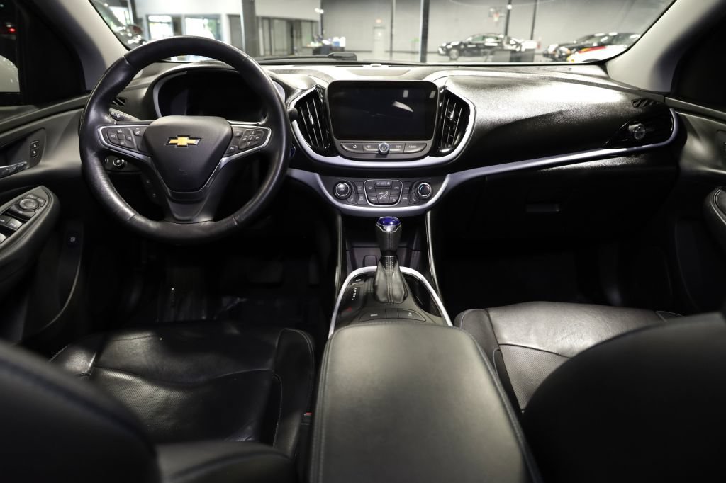 Used 2018 Chevrolet Volt LT w/ Comfort Package FWD image 19