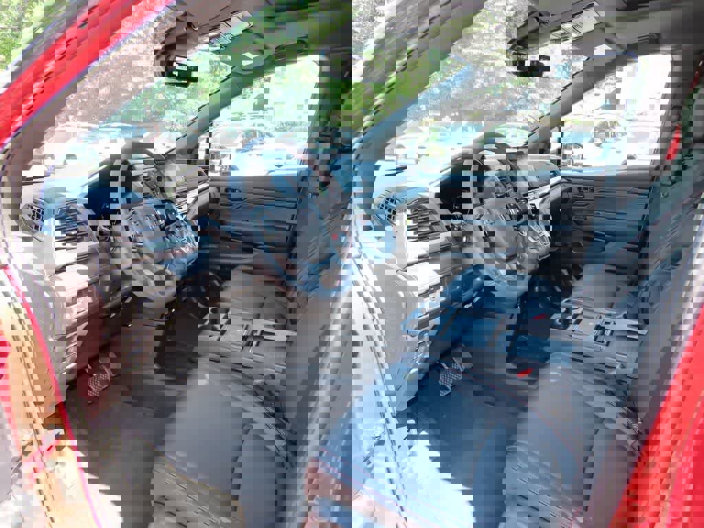 New 2026 Honda Odyssey Sport-L image 2