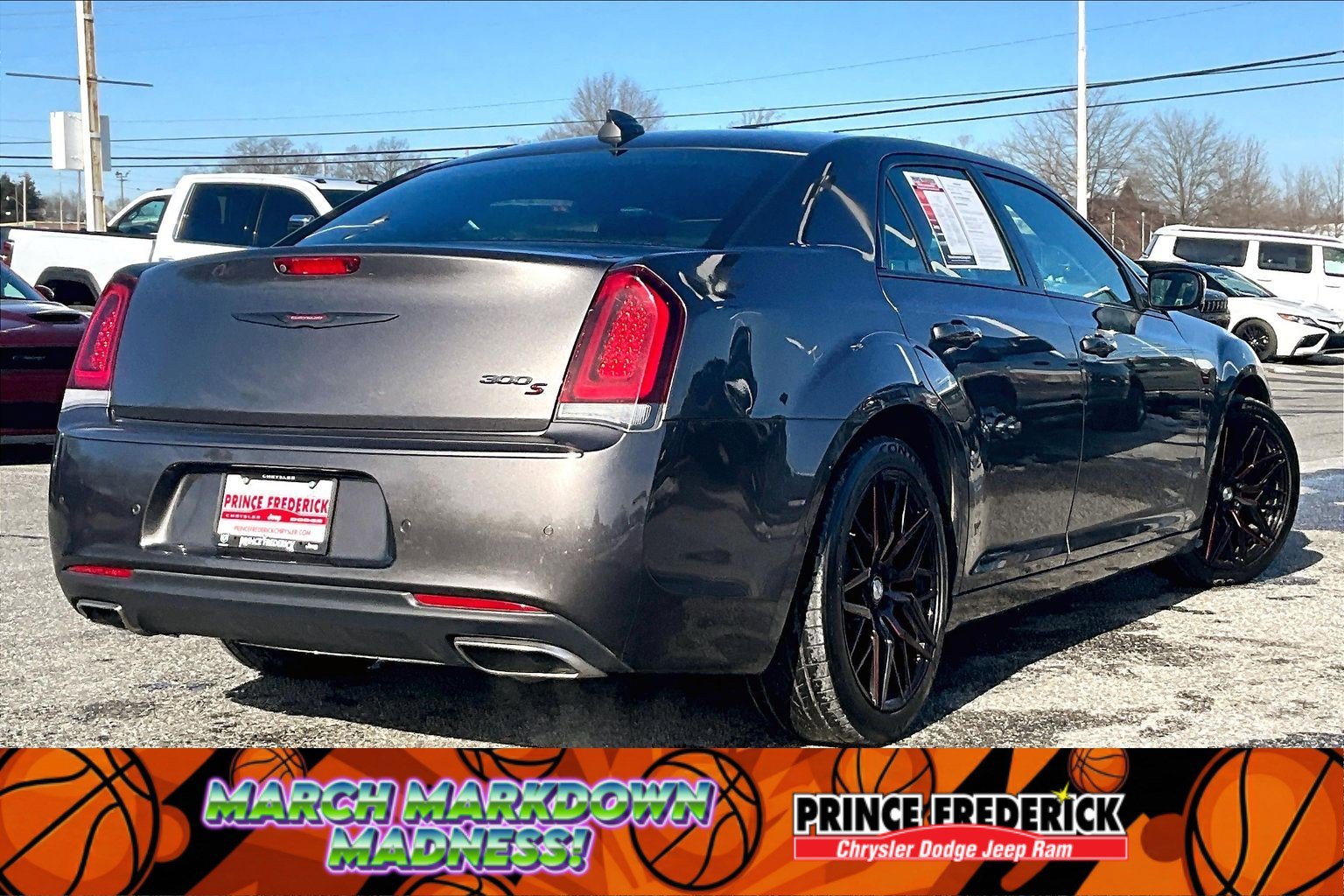 Used 2022 Chrysler 300 S image 10