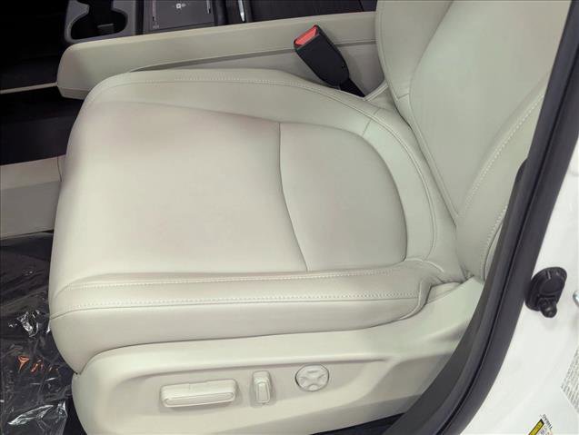 New 2025 Honda Odyssey EX-L image 4