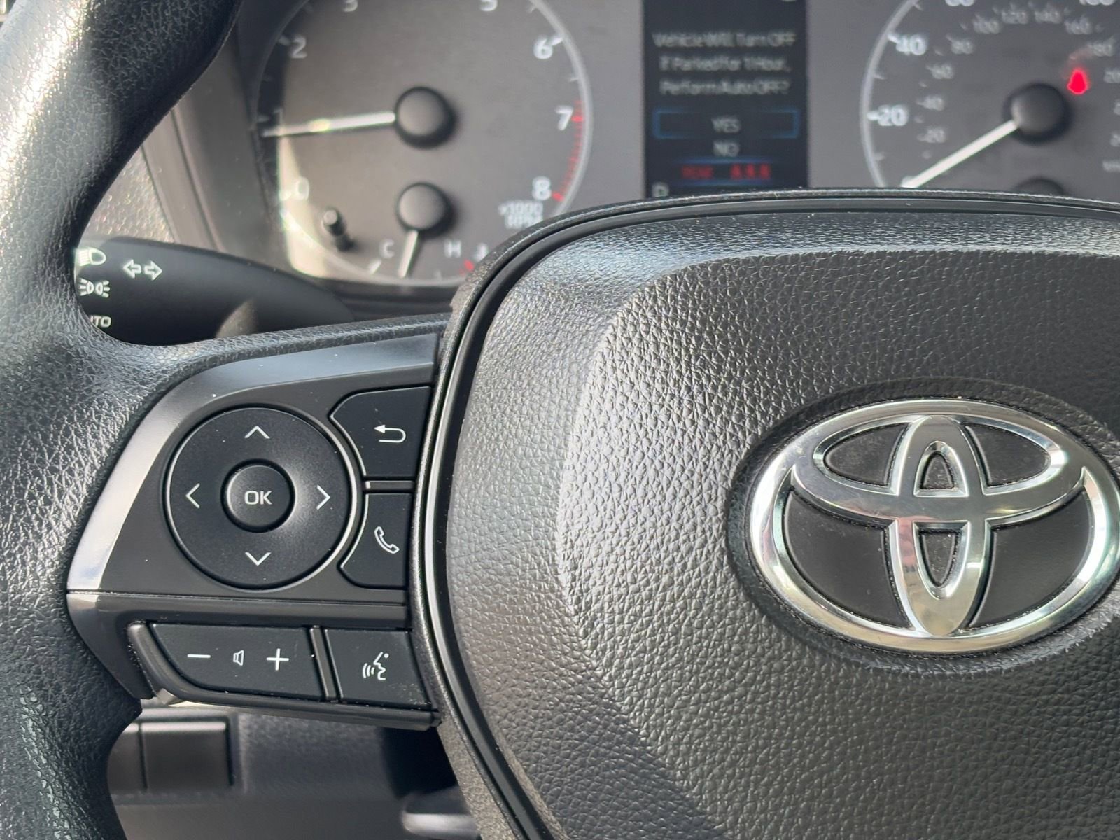 Certified 2025 Toyota Corolla LE w/ Convenience Package image 21