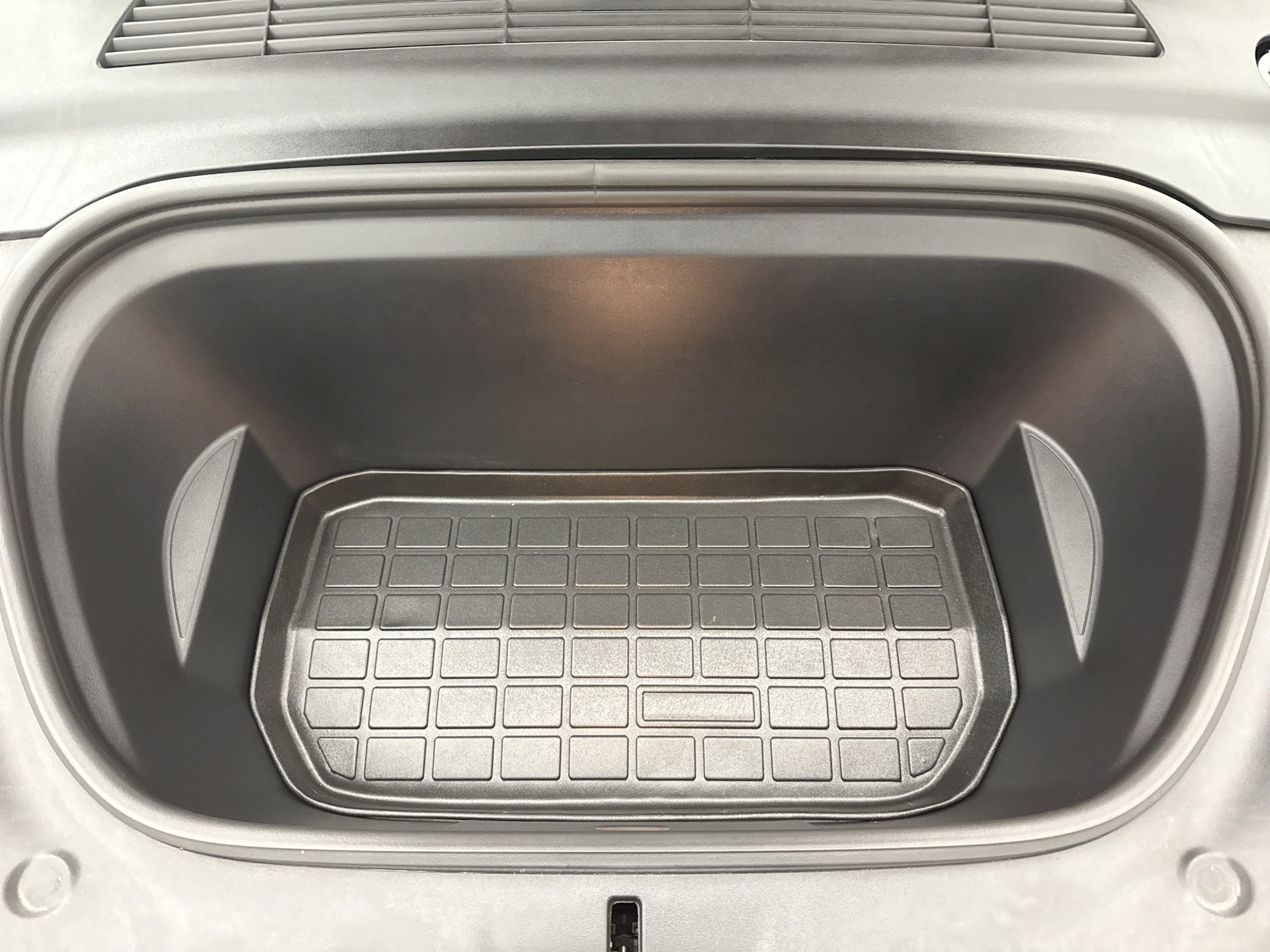 Used 2023 Tesla Model Y Long Range image 26