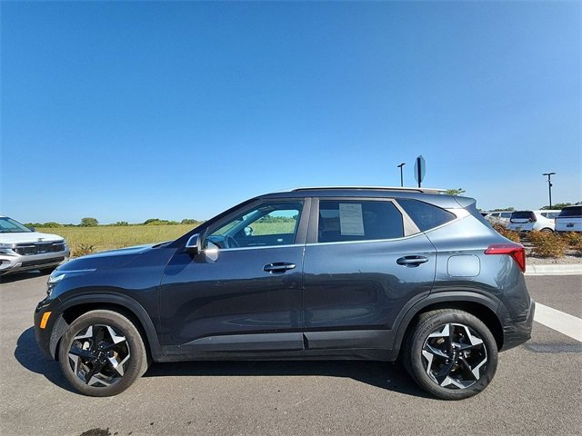 Used 2024 Kia Seltos EX image 5