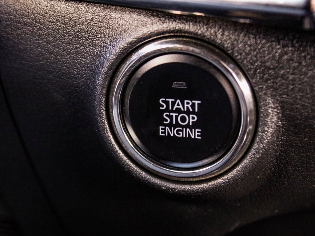 Used 2022 MAZDA MAZDA3 s image 31