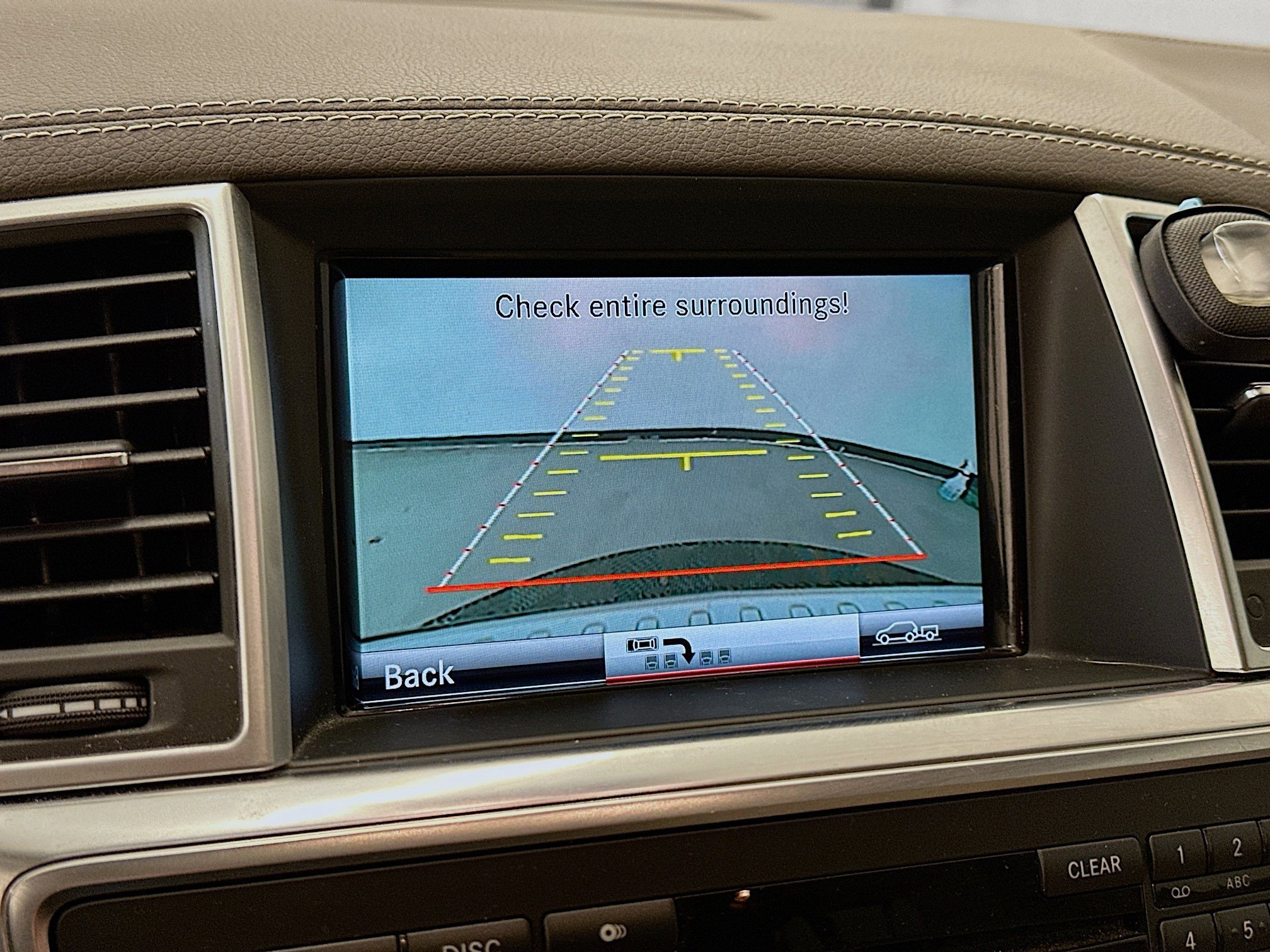 Used 2013 Mercedes-Benz GL 320 BlueTEC 4MATIC image 23