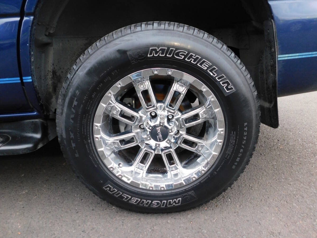 Used 2001 Chevrolet Tahoe LT w/ LT Preferred Equipment Group AWD/4WD image 26