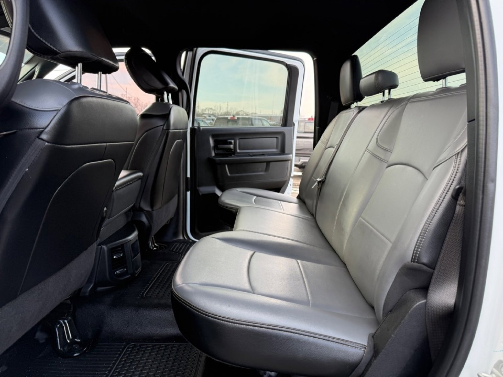 Used 2024 RAM 2500 Tradesman w/ Snow Chief Group image 22