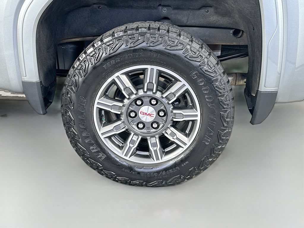 Used 2024 GMC Sierra 1500 AT4 w/ Technology Package AWD/4WD image 34