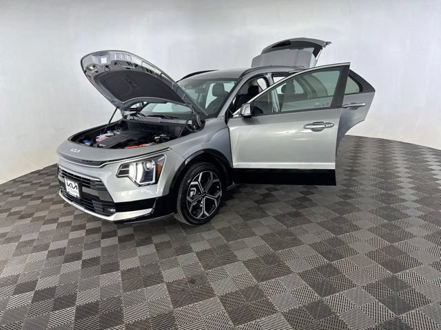 Certified 2025 Kia Niro EX Touring FWD image 12