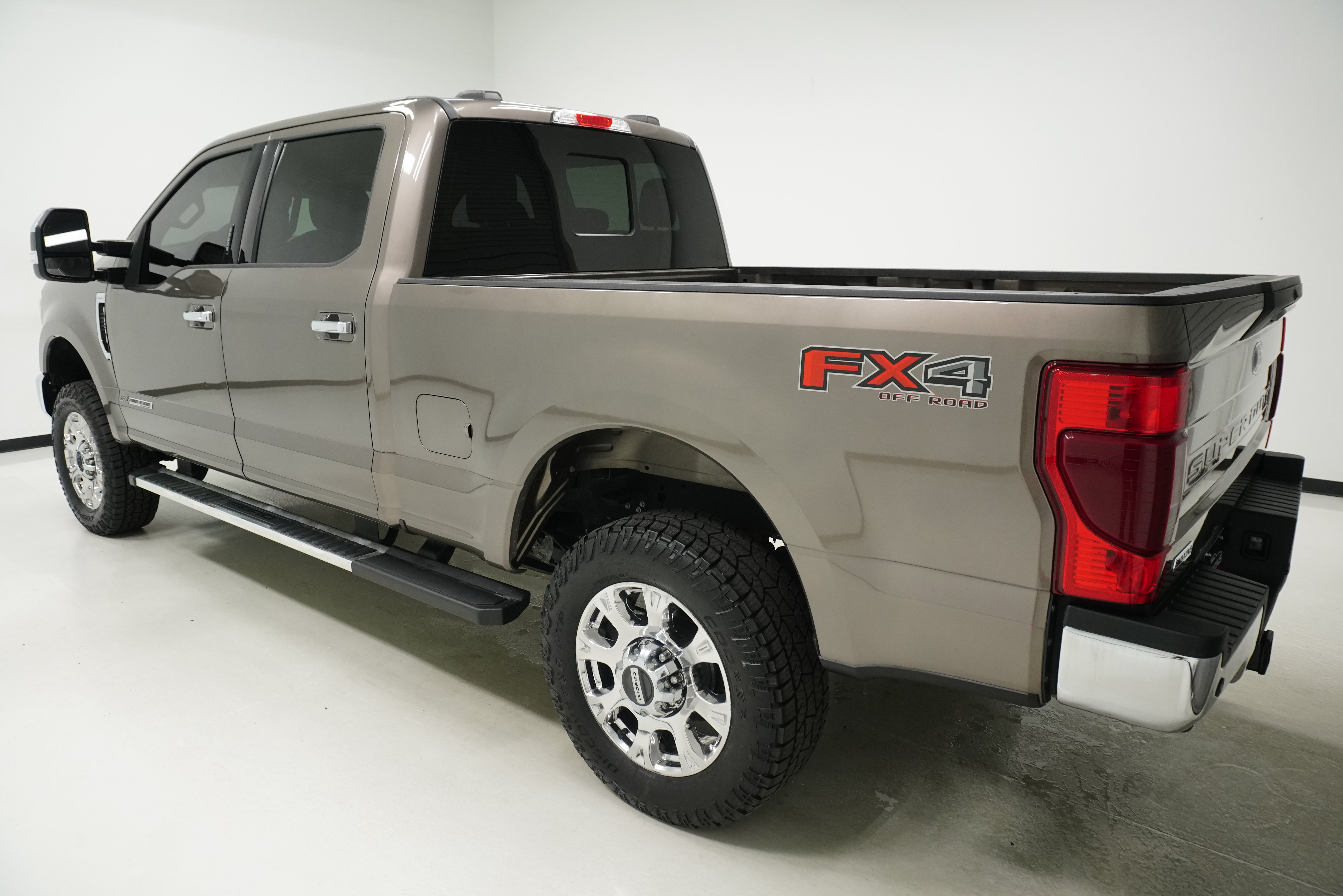Used 2022 Ford F250 Lariat w/ Chrome Package AWD/4WD image 5