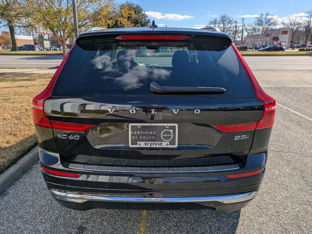 Certified 2022 Volvo XC60 B5 Inscription w/ Advanced Package image 5