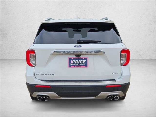 Used 2023 Ford Explorer Platinum w/ Equipment Group 601A AWD/4WD image 7