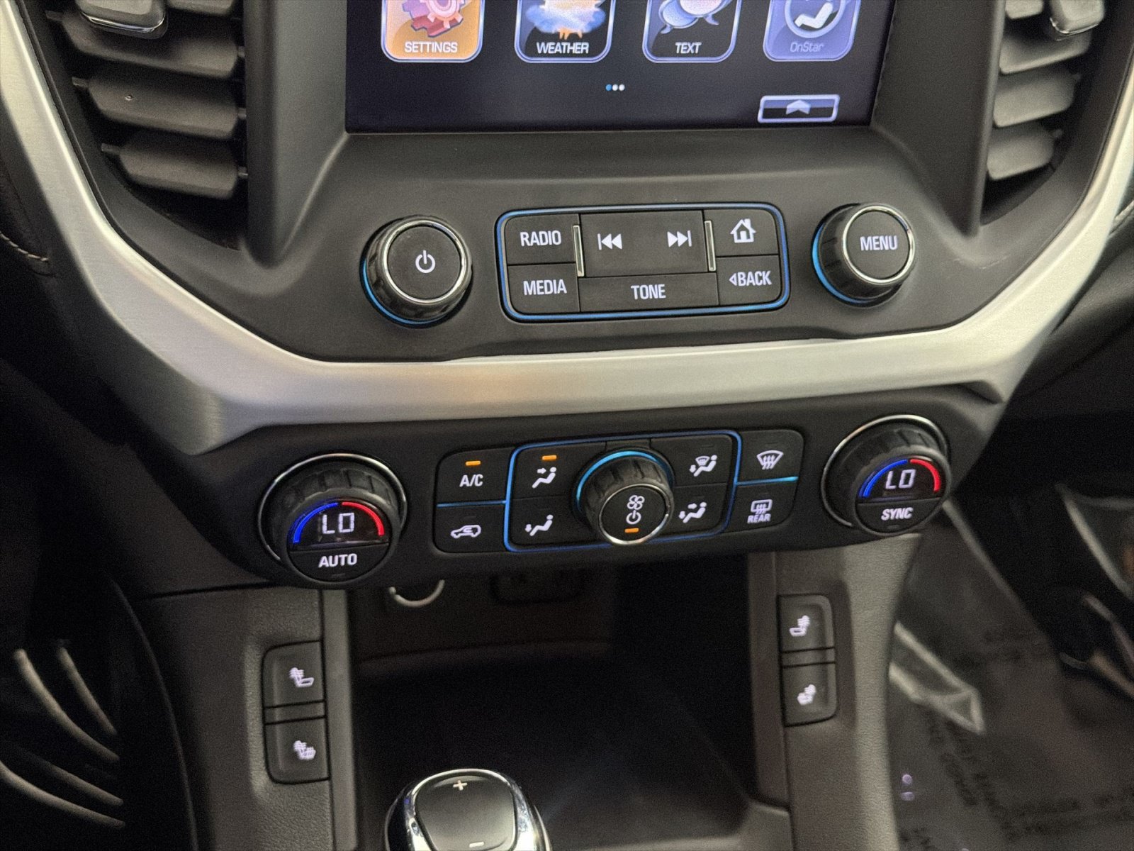 Used 2017 GMC Acadia SLT FWD image 21