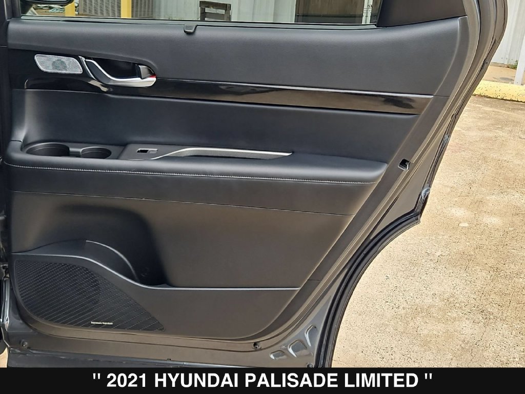Used 2021 Hyundai Palisade Limited FWD image 27