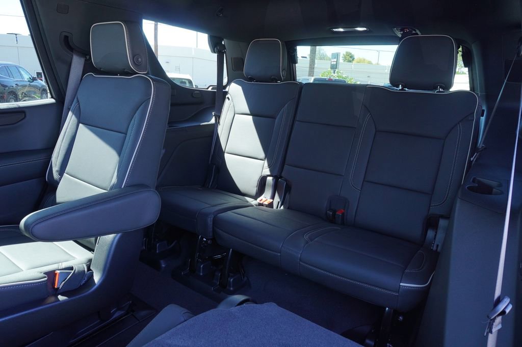 New 2026 GMC Yukon Elevation image 10