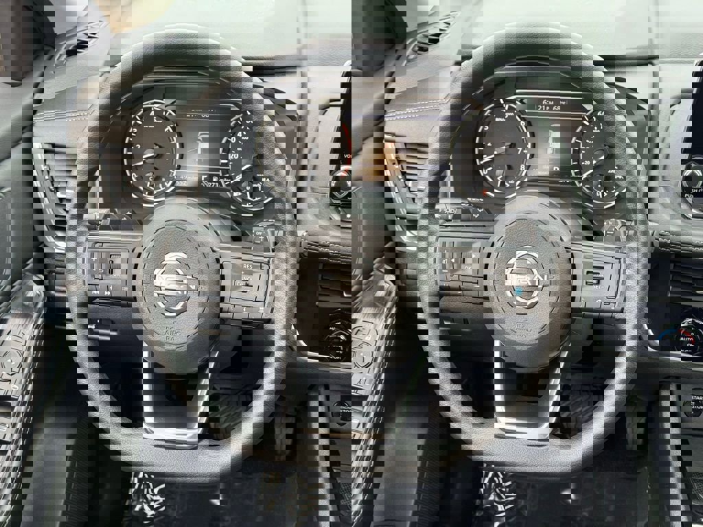 Used 2024 Nissan Rogue SV image 20