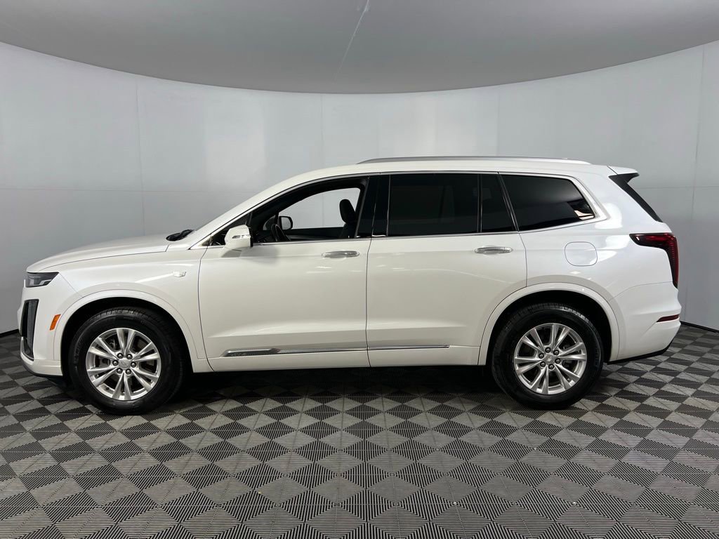 Used 2024 Cadillac XT6 Luxury w/ LPO, Floor Liner Package image 10