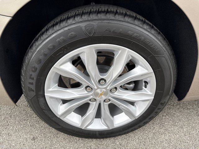 Used 2025 Chevrolet Malibu LT image 10