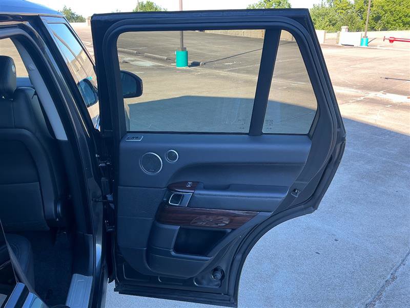 Used 2016 Land Rover Range Rover HSE AWD/4WD image 39