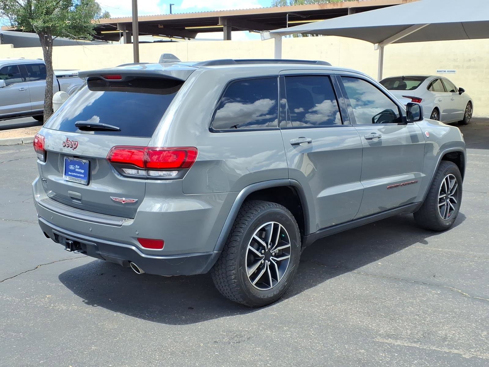 Used 2020 Jeep Grand Cherokee Trailhawk w/ Interior Metal Package AWD/4WD image 6