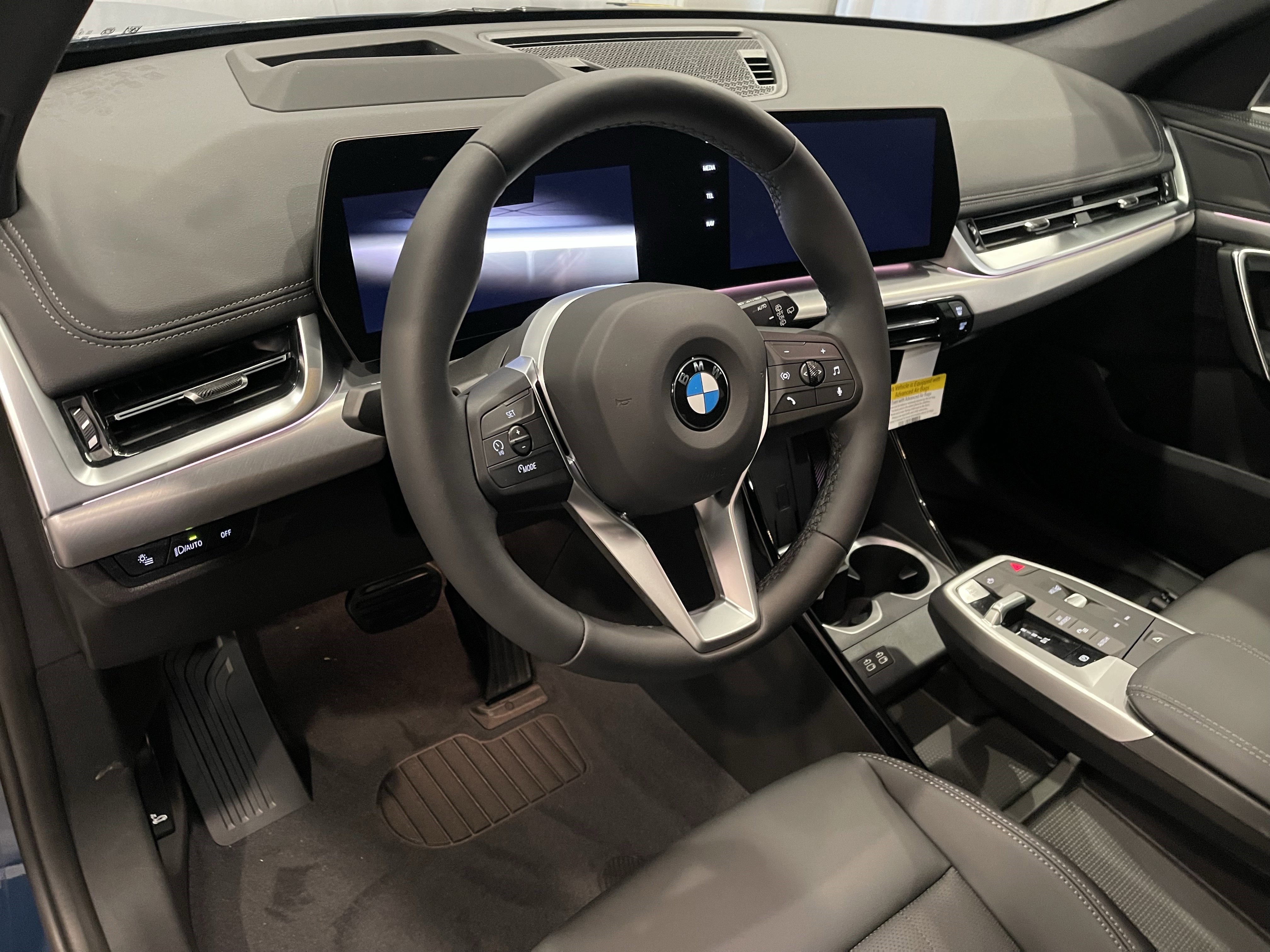 New 2026 BMW X1 xDrive28i w/ Technology Package AWD/4WD image 7