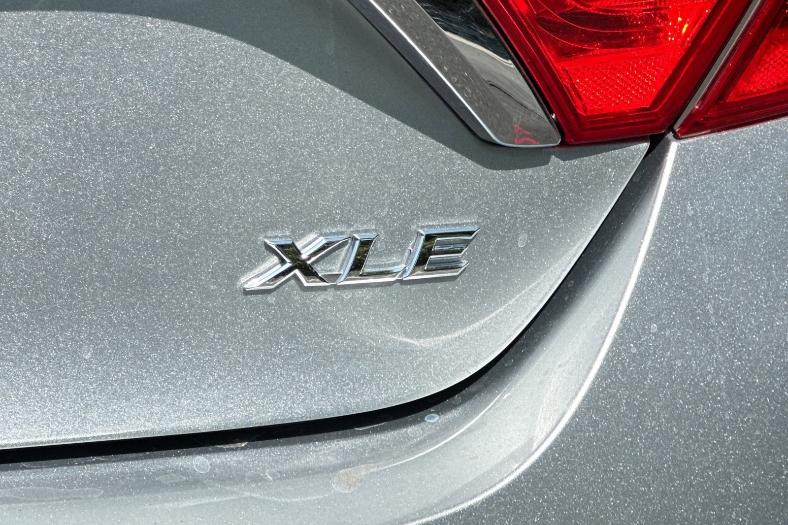 Used 2015 Toyota Camry XLE w/ Convenience Package FWD image 21