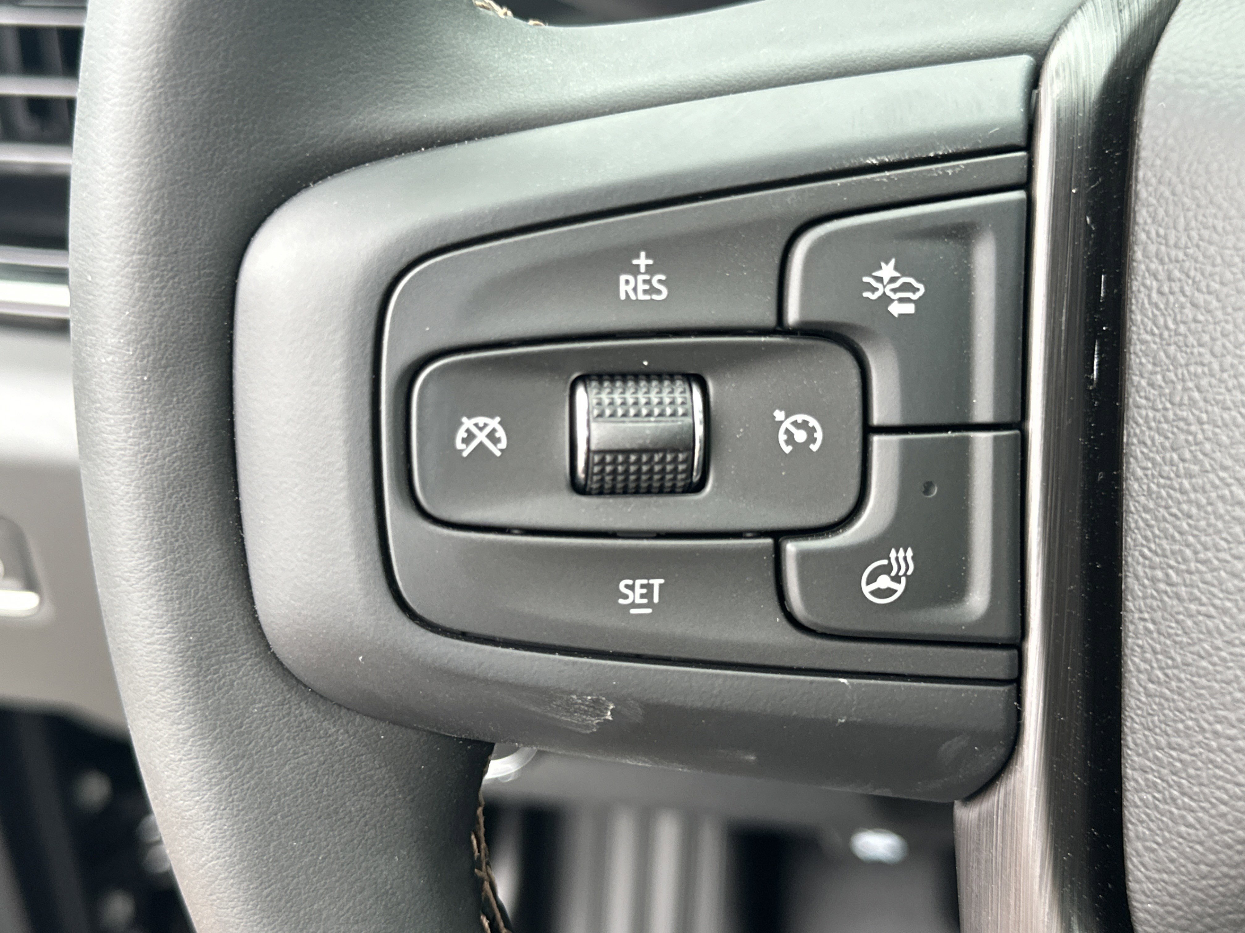 New 2026 GMC Sierra 2500 AT4 w/ AT4 Preferred Package image 25