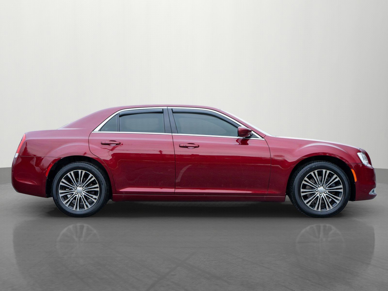 Used 2016 Chrysler 300 Limited image 8