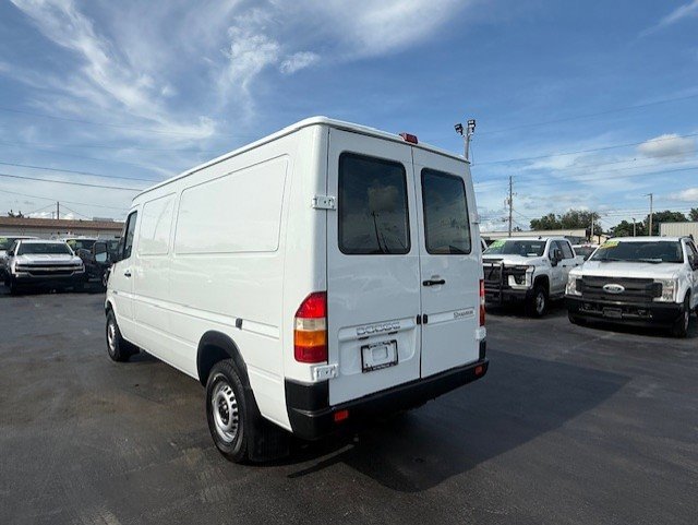 Used 2003 Dodge Sprinter 2500 image 7
