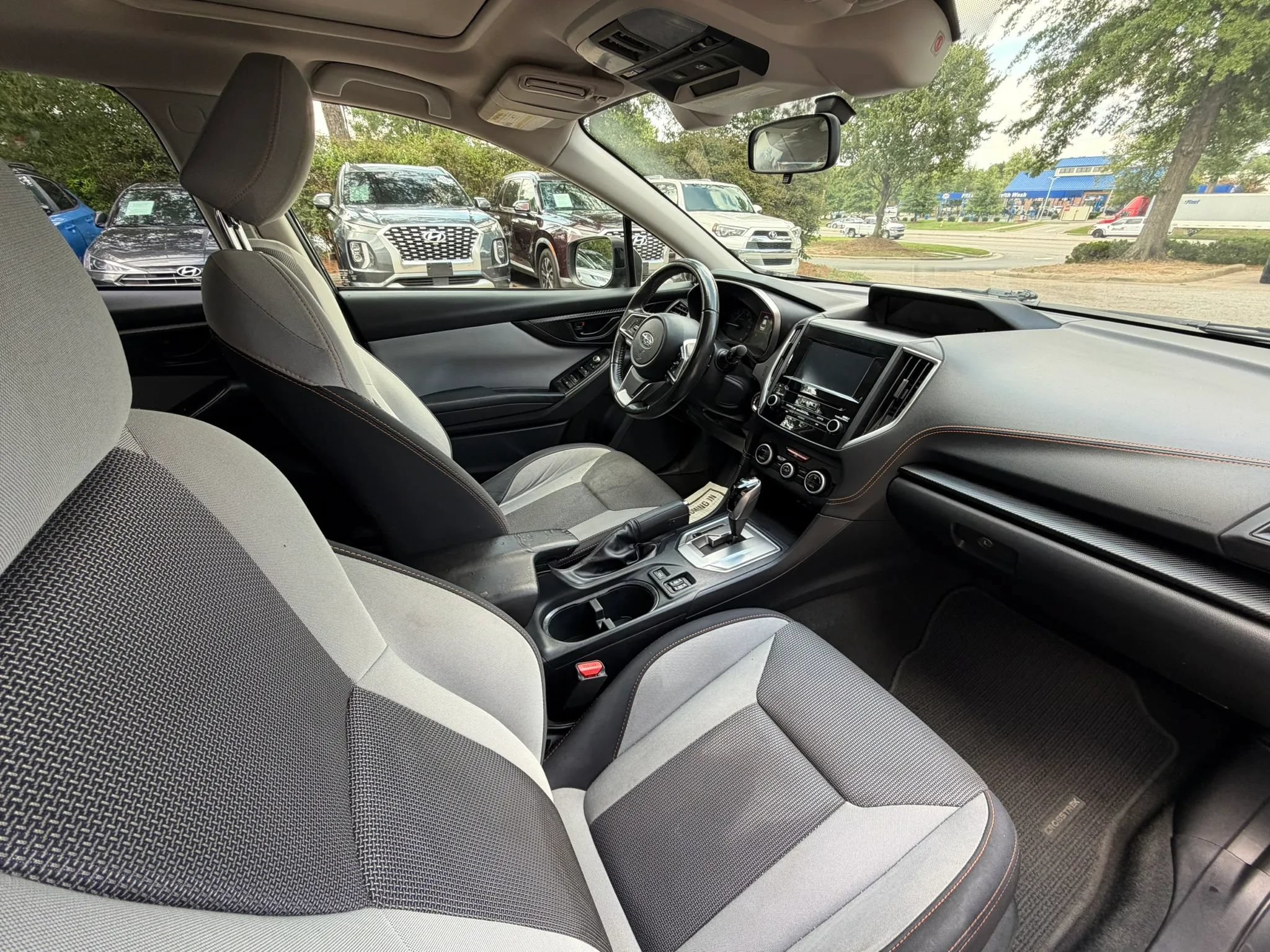 Used 2021 Subaru Crosstrek 2.0i Premium w/ Moonroof Package AWD/4WD image 10