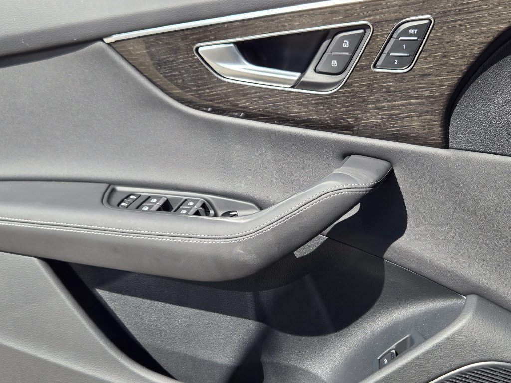 New 2027 Audi Q8 Premium Plus AWD/4WD image 30