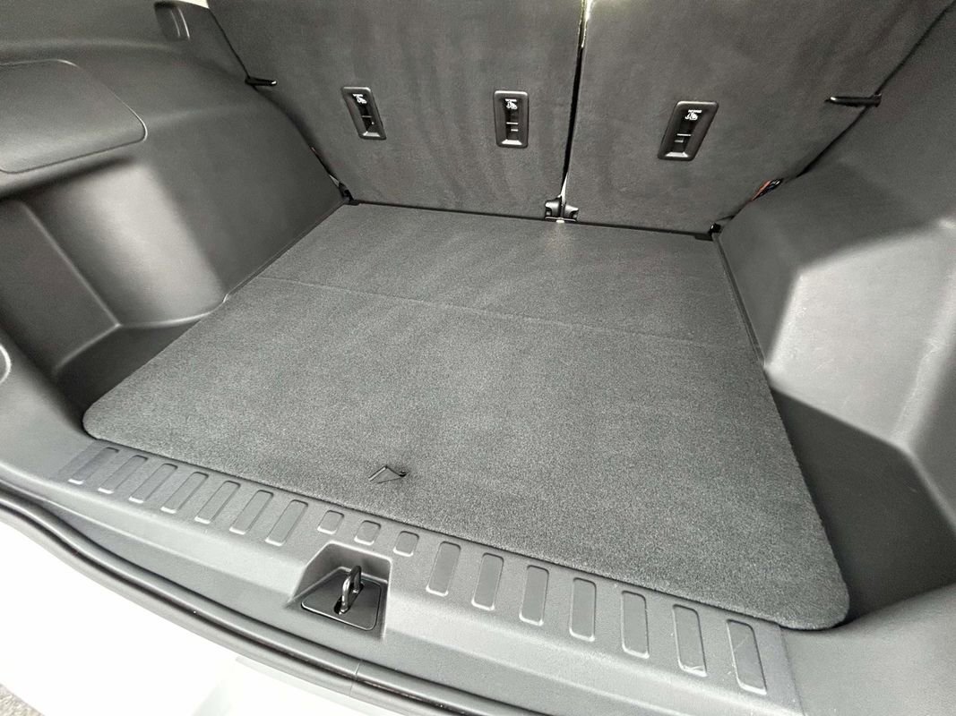 Used 2019 GMC Terrain Denali w/ Driver Alert Package II image 17