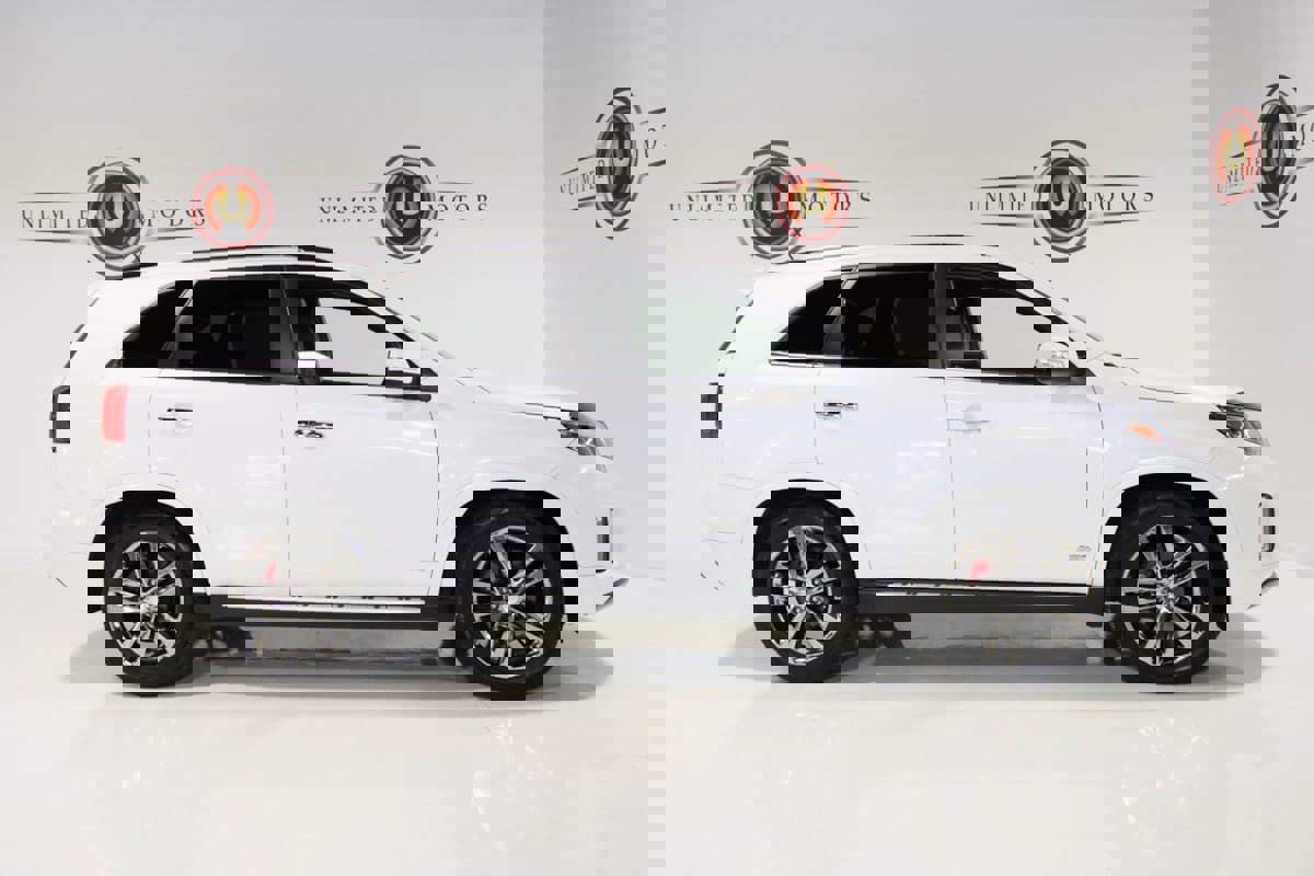 Used 2014 Kia Sorento SX w/ 3rd Row Package image 5