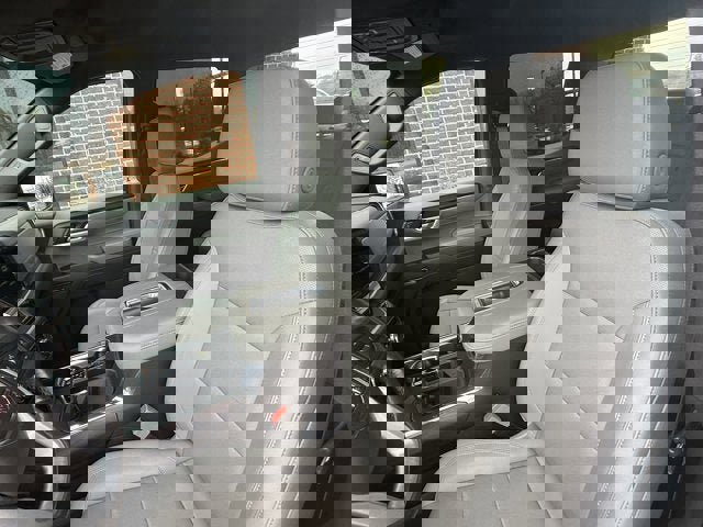 Used 2022 GMC Sierra 1500 SLT w/ SLT Premium Package image 21