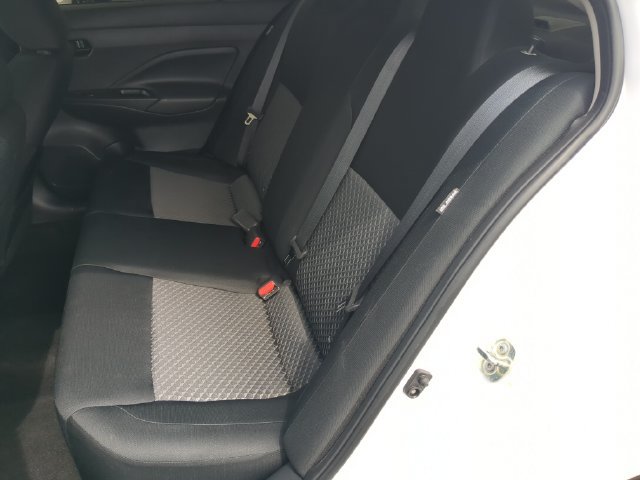 Used 2020 Nissan Versa S FWD image 18