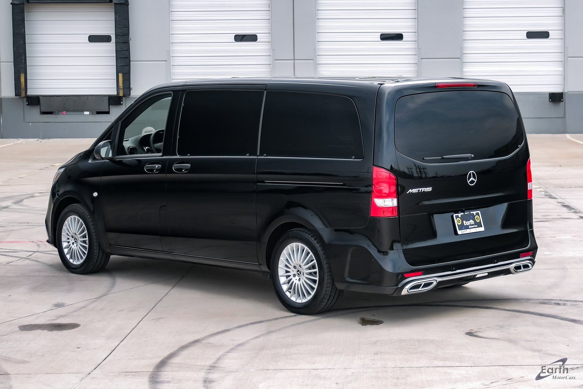 Used 2023 Mercedes-Benz Metris Passenger image 9