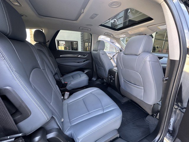 Used 2020 Buick Enclave Essence w/ Sport Touring Edition image 17